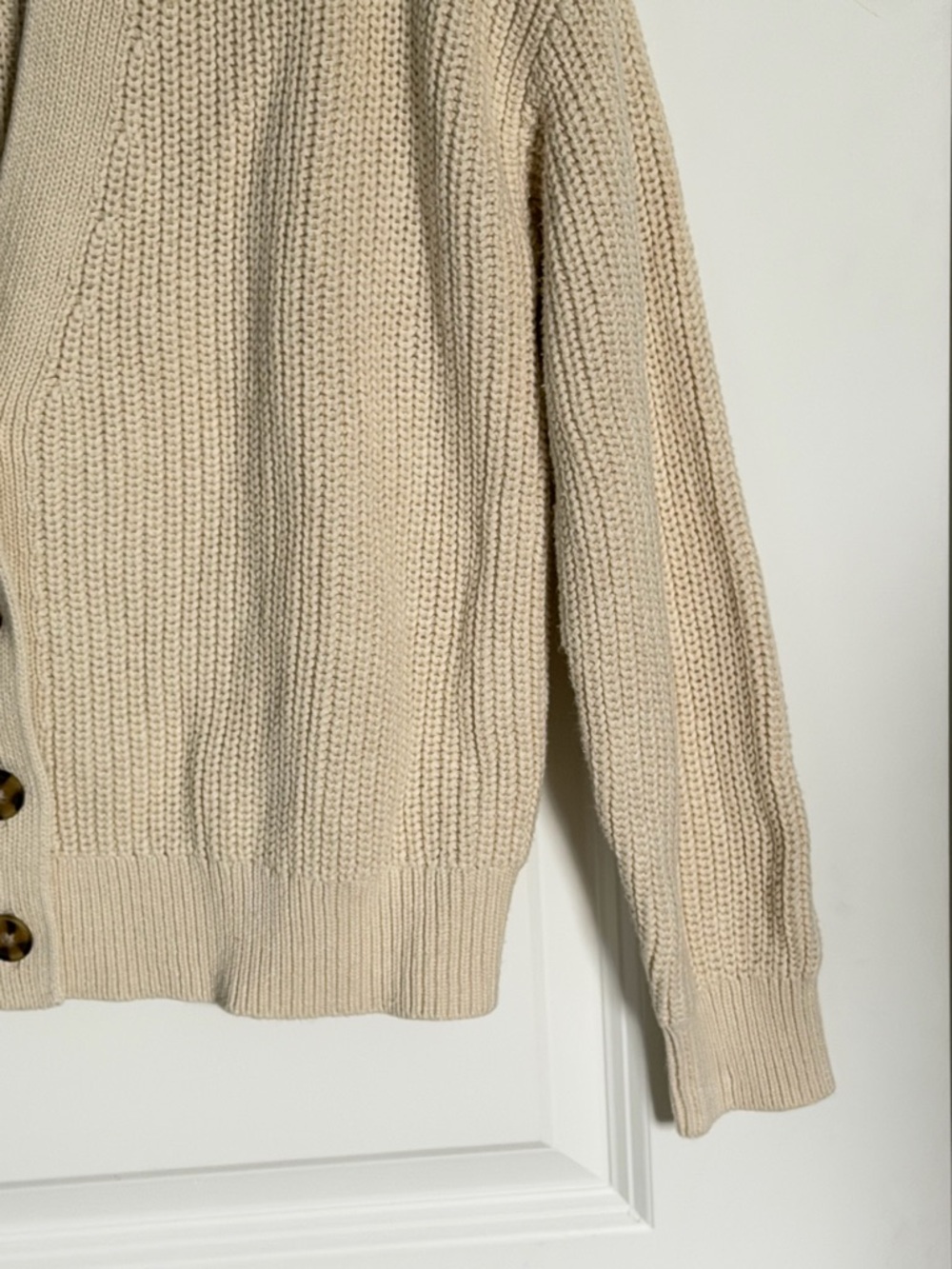 GAP Women's Chino Beige Shaker-Stitch Cardigan Size Small 54599 - Picture 5 of 16